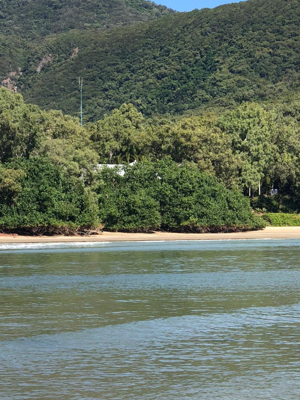 Beachfront Peace Cabin Oak Beach Экстерьер фото